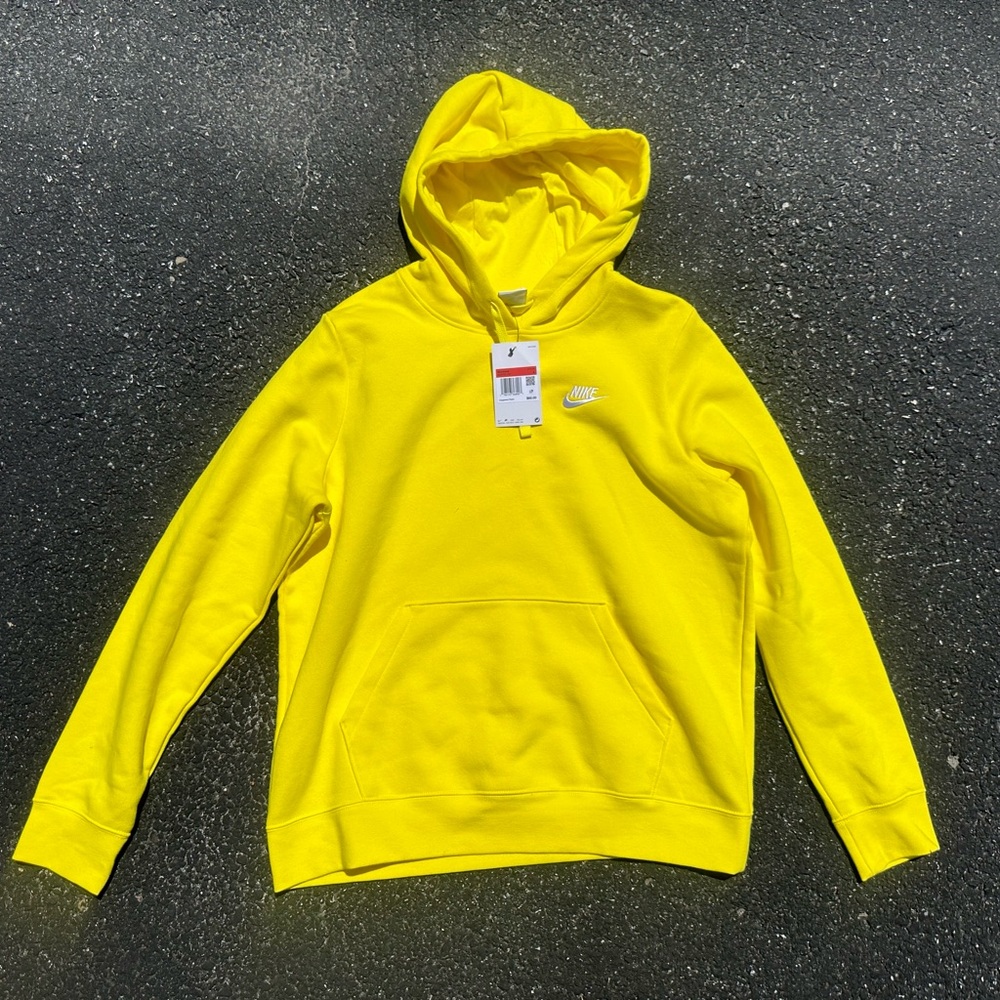 Nike sportswear club fleece pullover size large